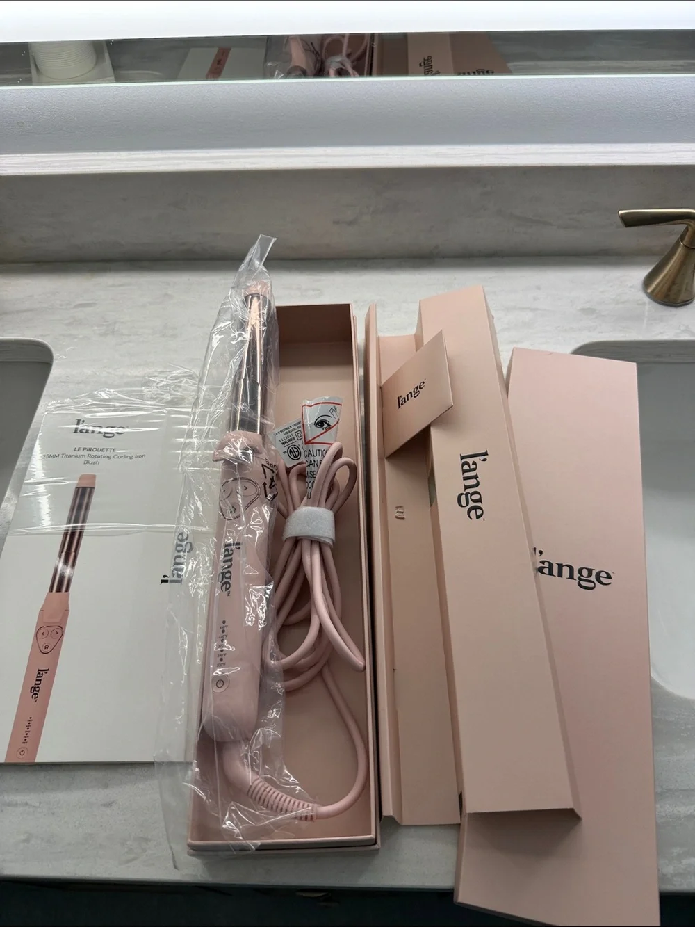 Lange Blush Pink Curling Wand with Rose Gold Barrel